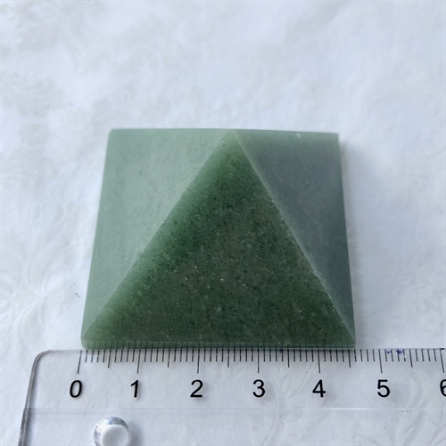 Aventurin Grøn Pyramide 4,5 cm 
